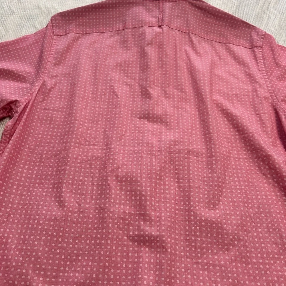Banana Republic Men’s Short Sleeve Button Down  Size L Slim Fit